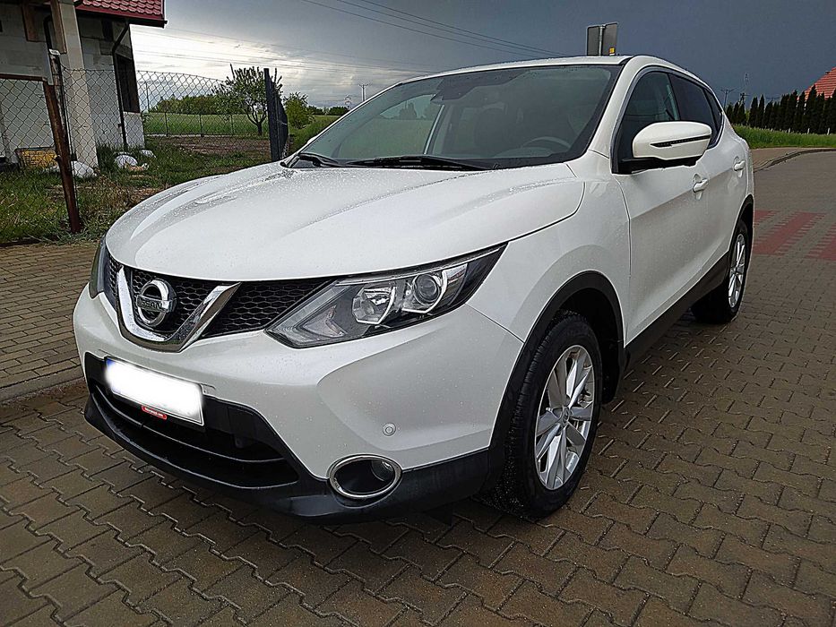 NISSAN QASHQAI J11 17R 1,2 BENZYNA Sprowadzony  Zarejestrowany