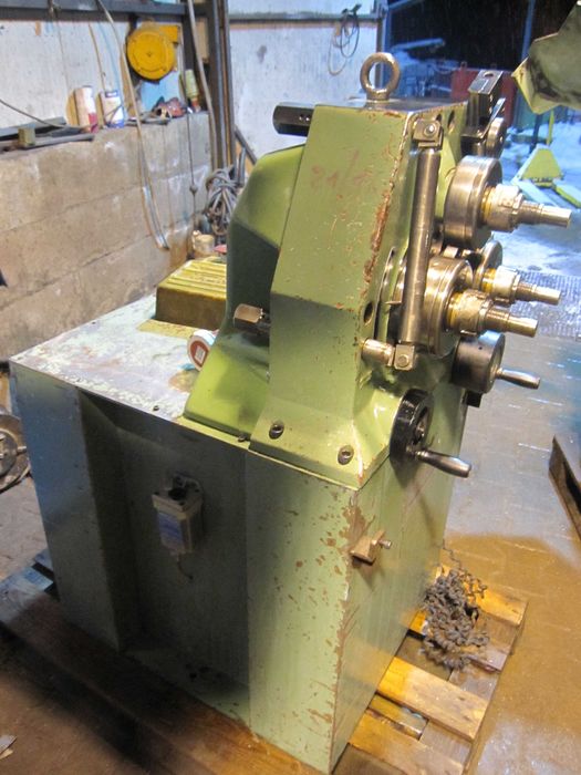 Giętarka walcarka do rur profili TAURING 40