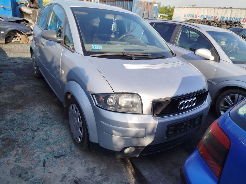 Audi A2 drzwi kompletne stan bdb możliwość wysyłki