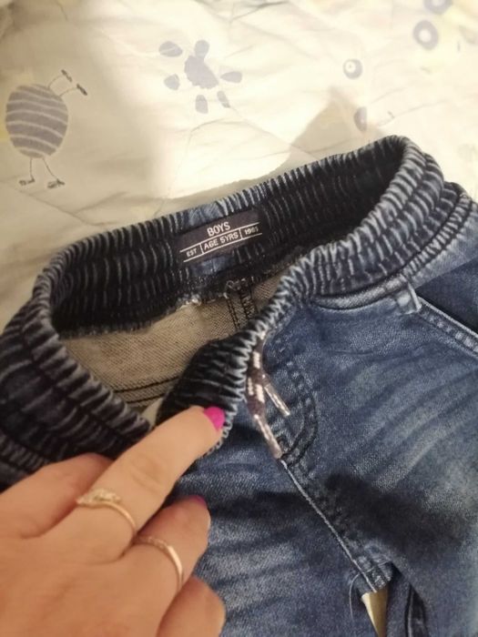Spodnie jeansowe jogger
