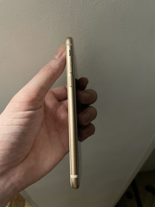 Айфон 8 в Ідєальному стані