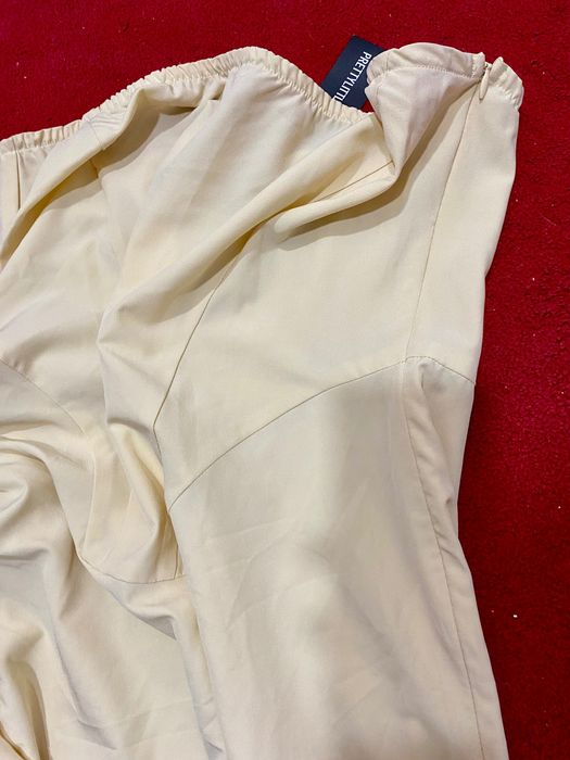 Vestido comprido com abertura