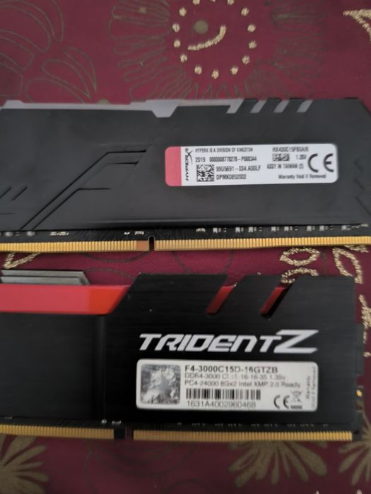 2x Memórias RAM DDR4 CL 15/16 3200mhz velocidade