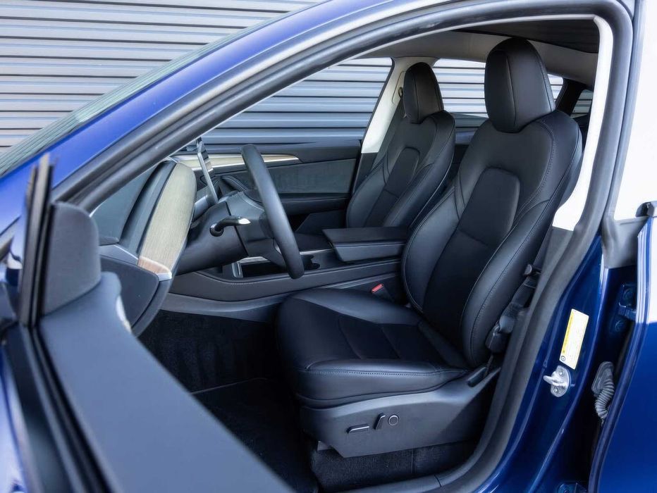 Tesla Model Y Performance      2023