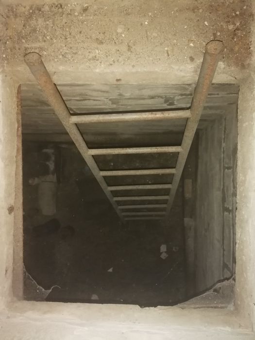 Гараж на масиві старого горгазу