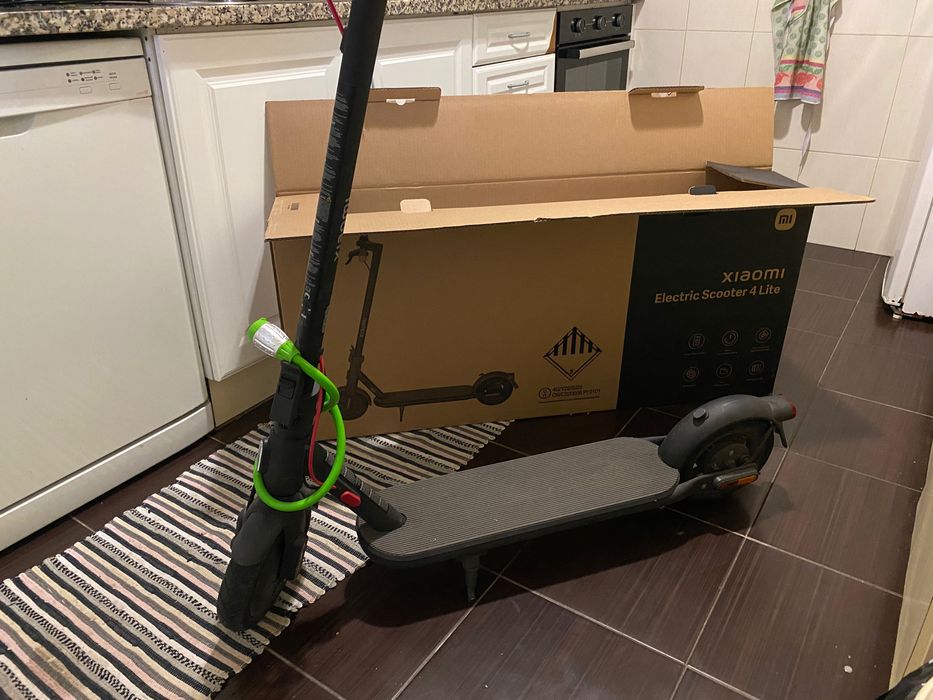 Trottinette Xiaomi 4 Lite à venda - Usada apenas 5 meses