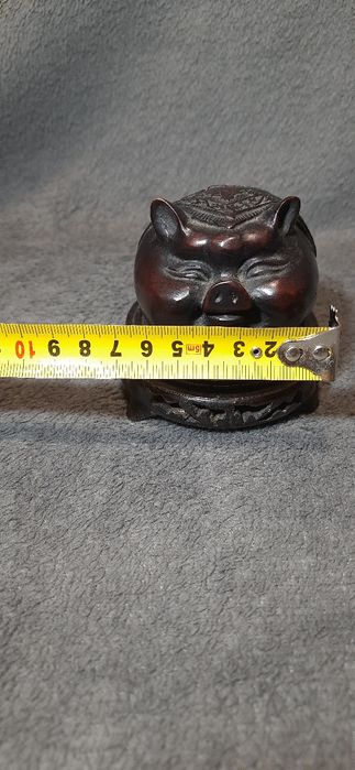 Вінтажна статуетка у вигляді свинячої голови !
