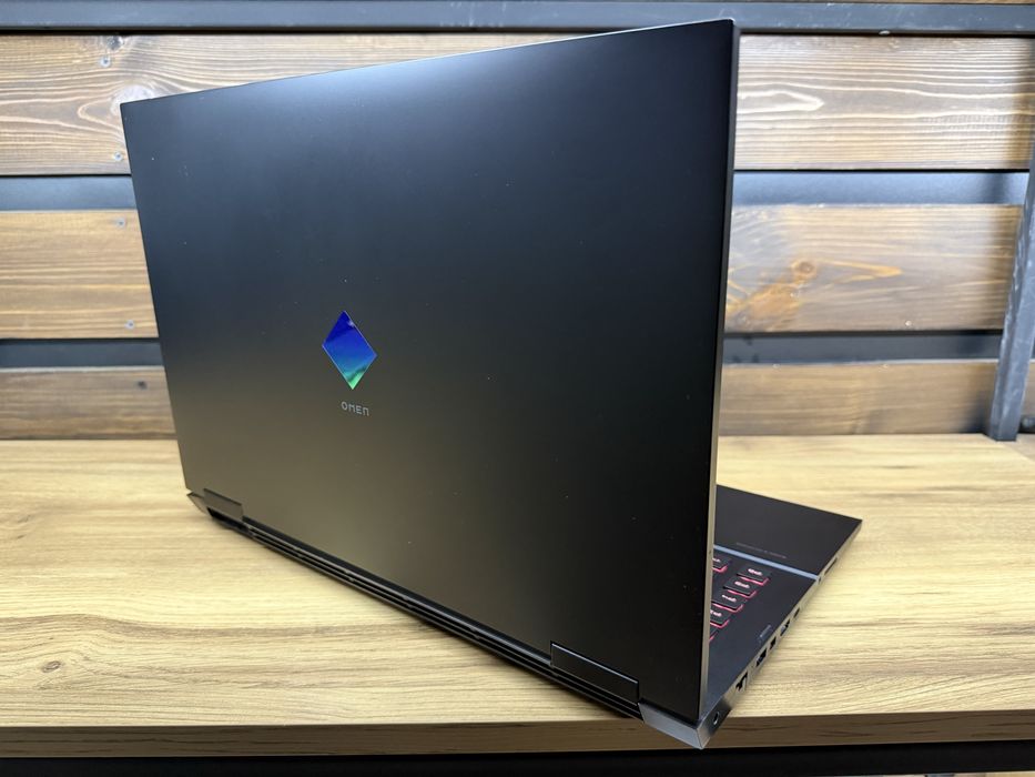 HP Omen 17 RTX 3060 17,3” IPS 144Hz i7-12700H/16GB DDR5/1TB M2/25%