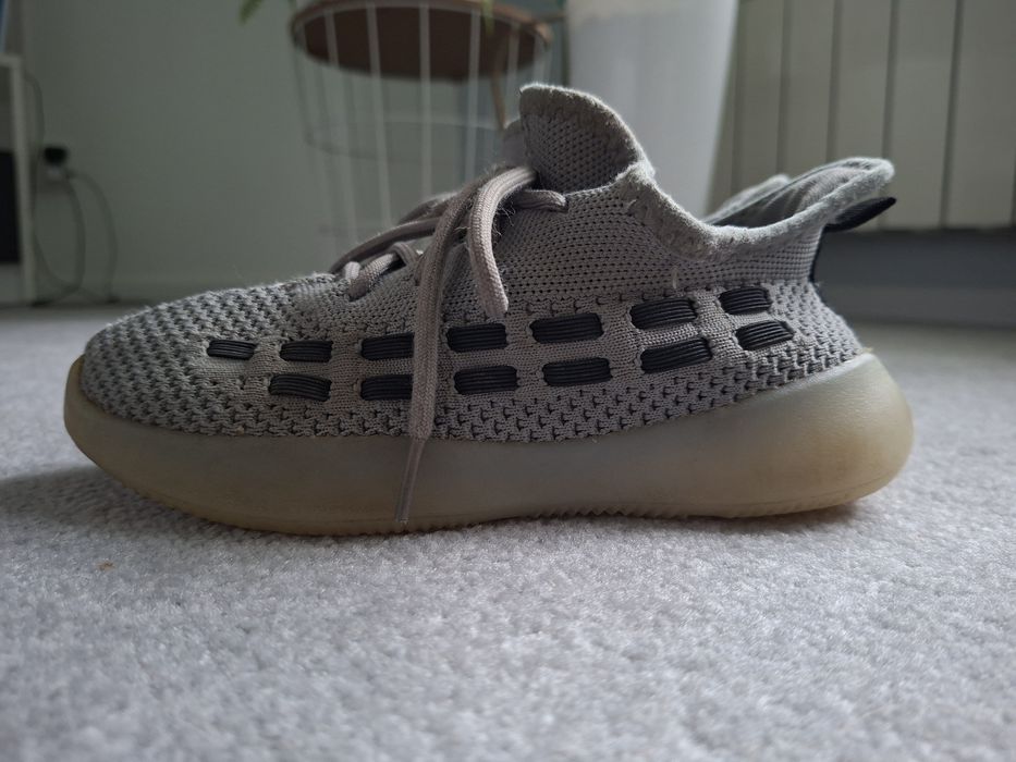 Materiałowe buty r. 34