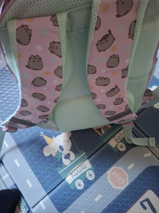 Plecak Pusheen mieści A4