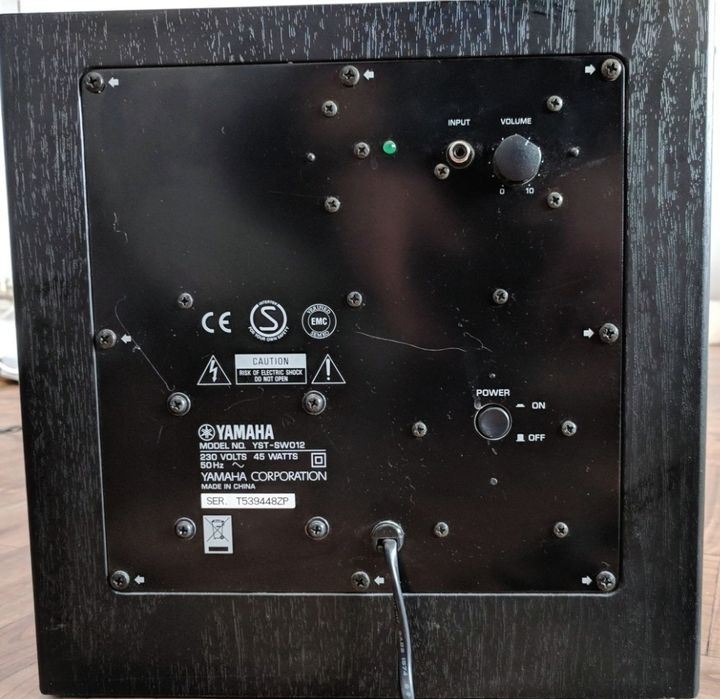 Subwoofer Aktywny Yamaha YST-SW012
Polecam używany subwoofer, w bardz