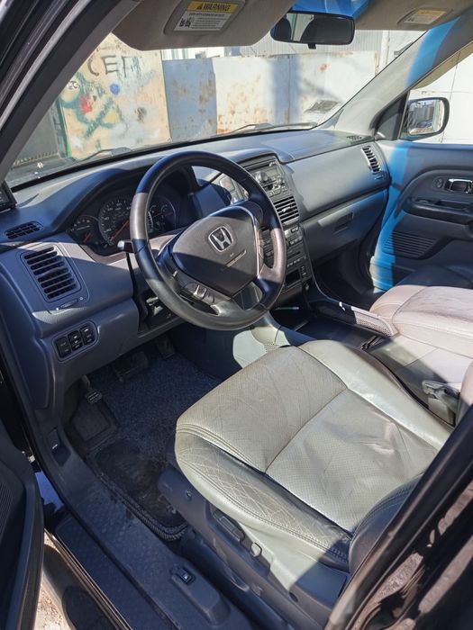 Продам Honda Pilot
