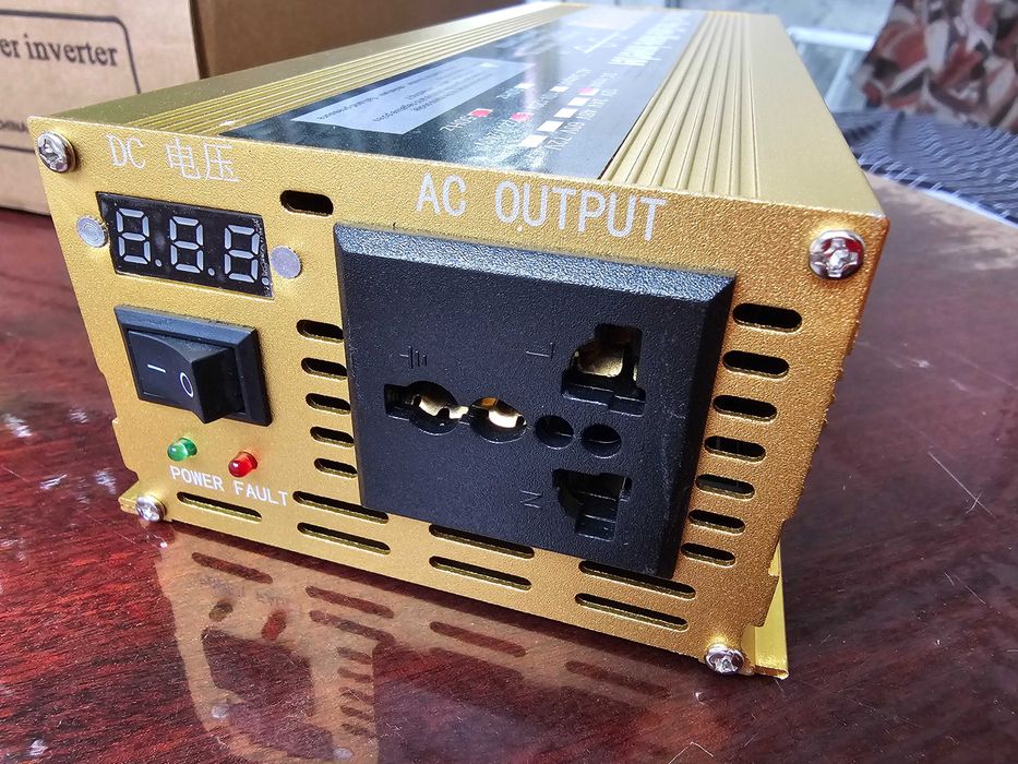 Інвертор (перетворювач напруги) 12в-220в чистий синус 3000W