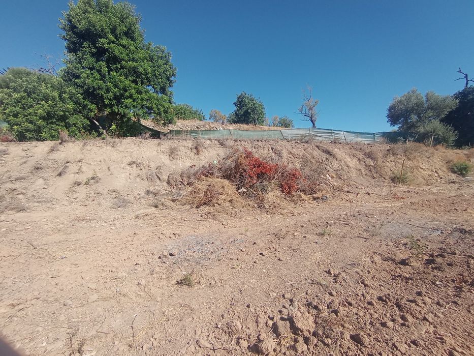 Vendo terreno rústico em Quelfes Olhão