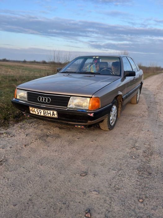Audi 100 c3 1.8benz