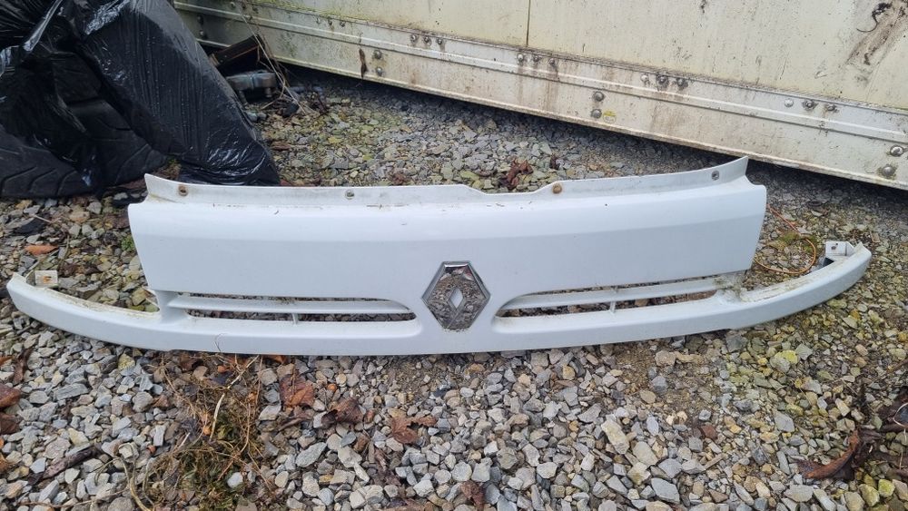 Grill Renault Master 98 atrapa