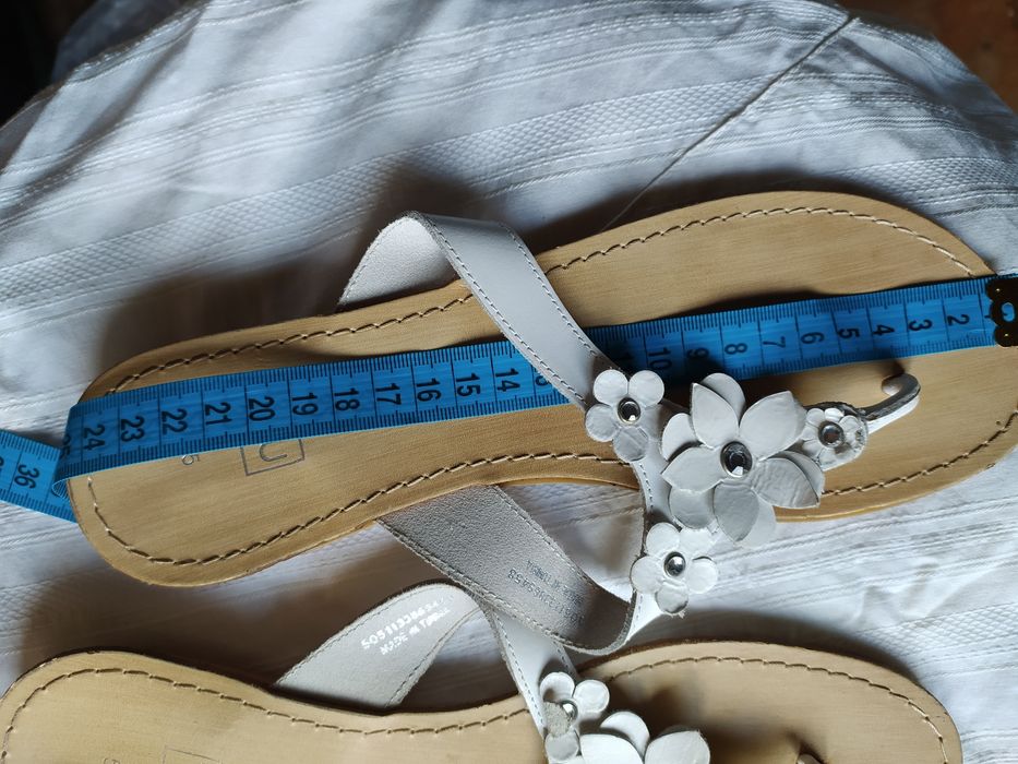 Шльопанці шкіряні 38р