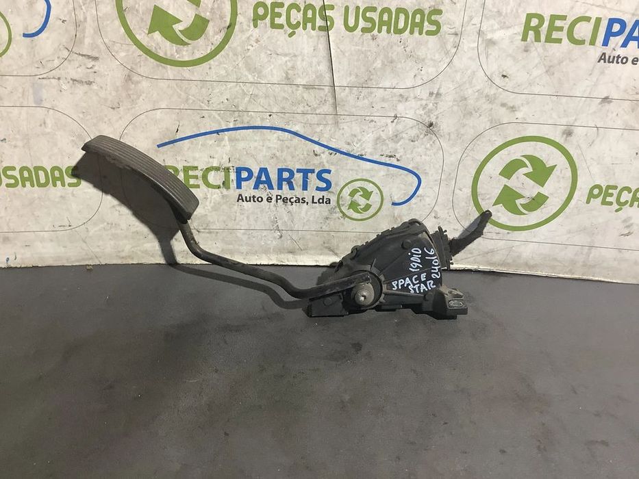 Pedal do acelerador Mitsubishi Space Star
