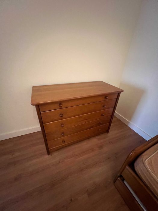 Conjunto de quarto CERNE em madeira maciça