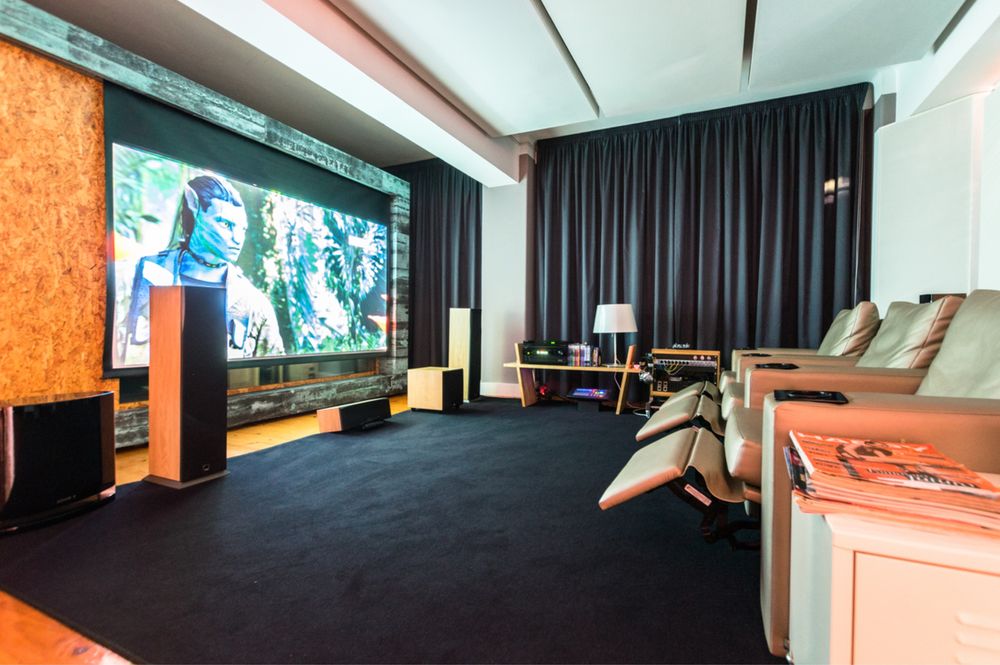 Espaço Criativo (Estúdio + Cinema + Cowork) no Porto