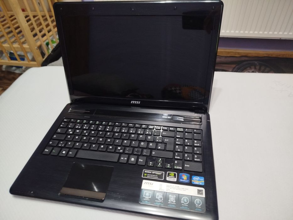 Laptop Msi MS-16Y1