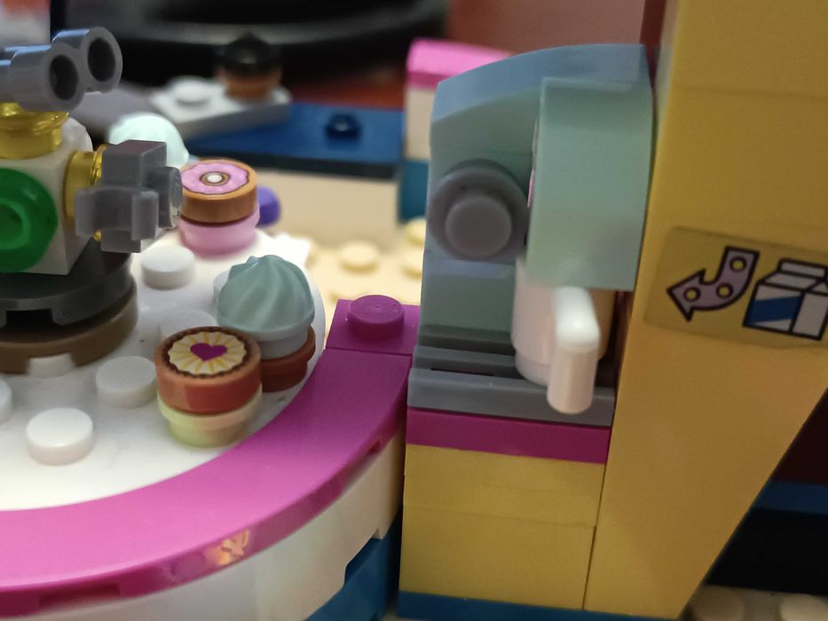 Лего Френдс Lego Friends Кондитерська Олівії