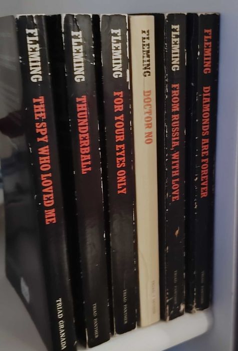 007 James Bond - lote de seis livros em inglês