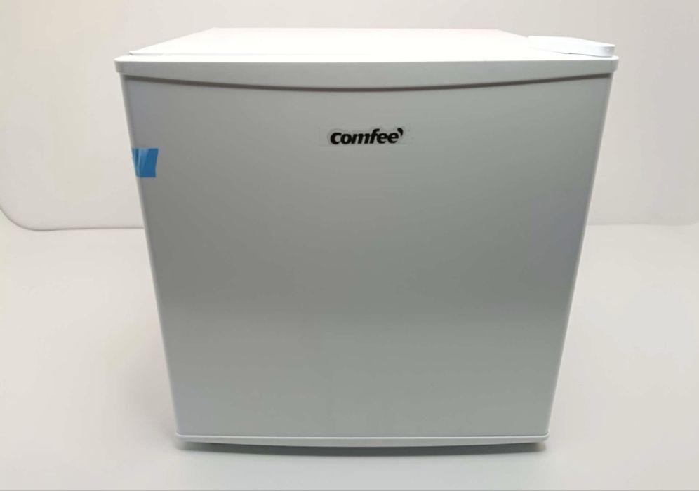 Lodówka jednodrzwiowa Comfee RCD50WH2