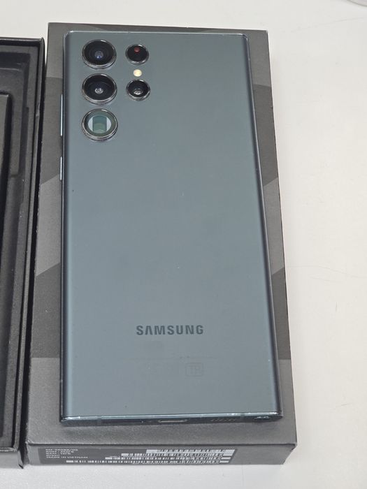 Український Samsung S22 Ultra 12/256 GB, є запис дзвінків