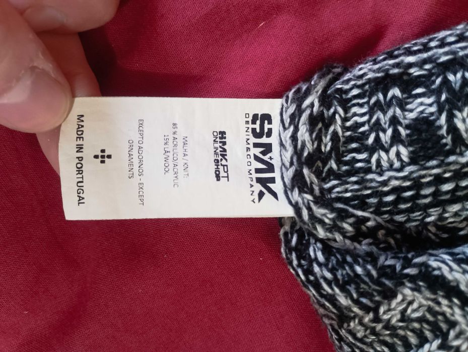 Gorro preto e branco SMK