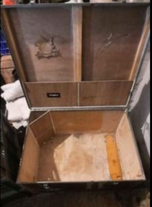 baús variados em madeira64737769939457124