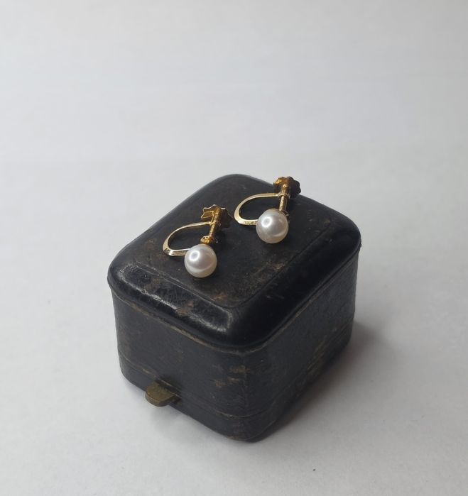 Złote kolczyki klipsy z perłami złoto 750