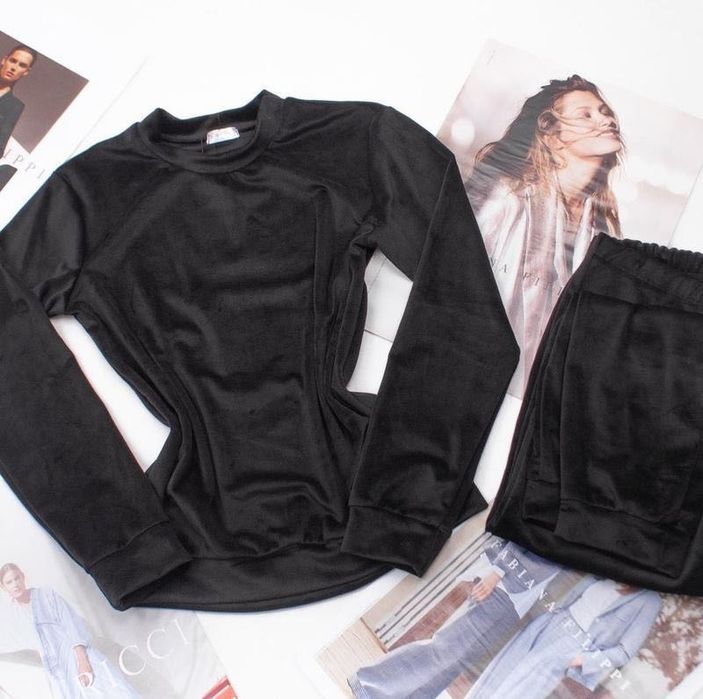 Велюровий костюм для дому