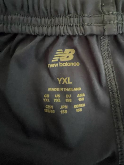 Calções criança New Balance tam.158 FCP