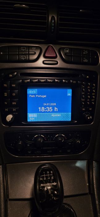 Vendo Radio Mercedes W203