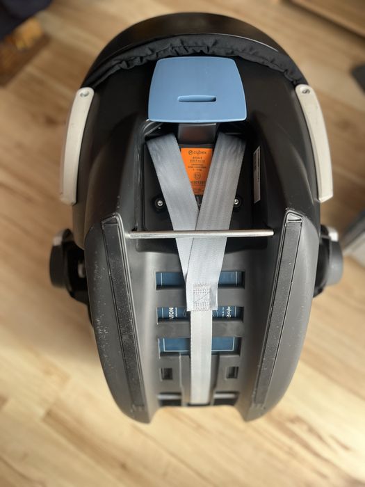 Fotelik niemowlęcy nosidełko cybex aton 5