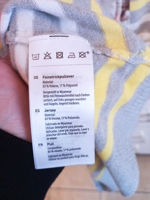 Sweterek/bluzka w paski