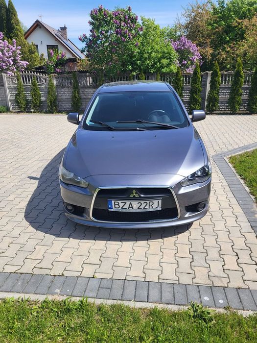 Mitsubishi Lancer