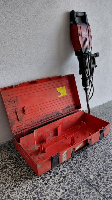 Martelo Demolidor HILTI TE 905