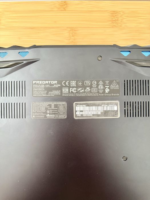 Ноутбук Acer predator triton 500