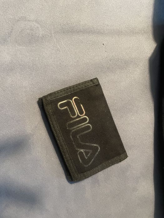 Saco sapatilhas Fila oferta porta moedas