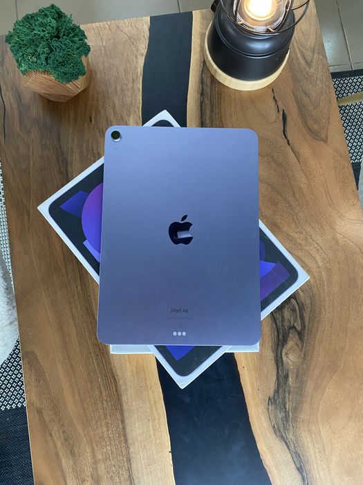 Планшет Apple iPad Air Wi-Fi 256GB Purple (MME63) 2022