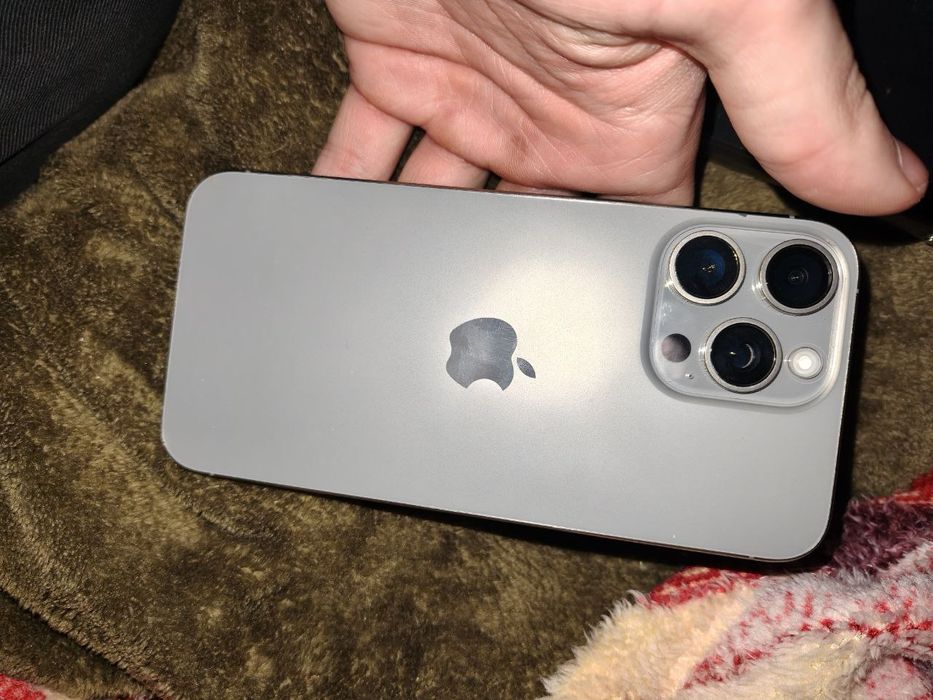 iPhone 15 pro max 256gb