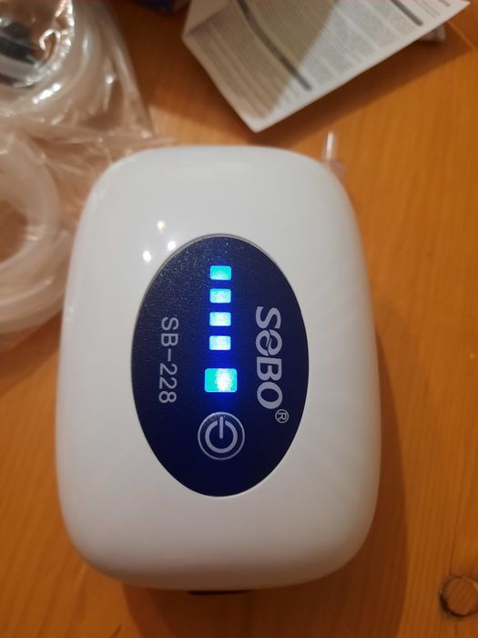 Потужний двоканальний компресор Sobo SB-228 (AC/DC) — до 70 годин авто