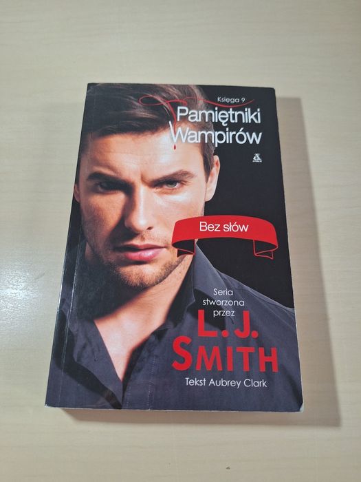 Smith Pamiętniki wampirów Bez słów