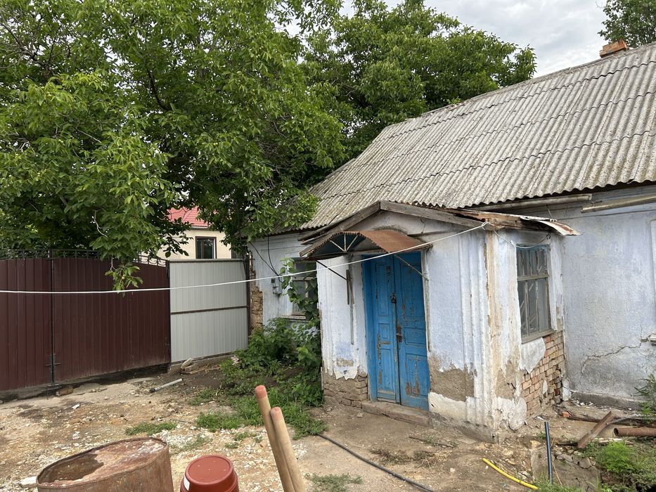 Продам будинок під ремонт