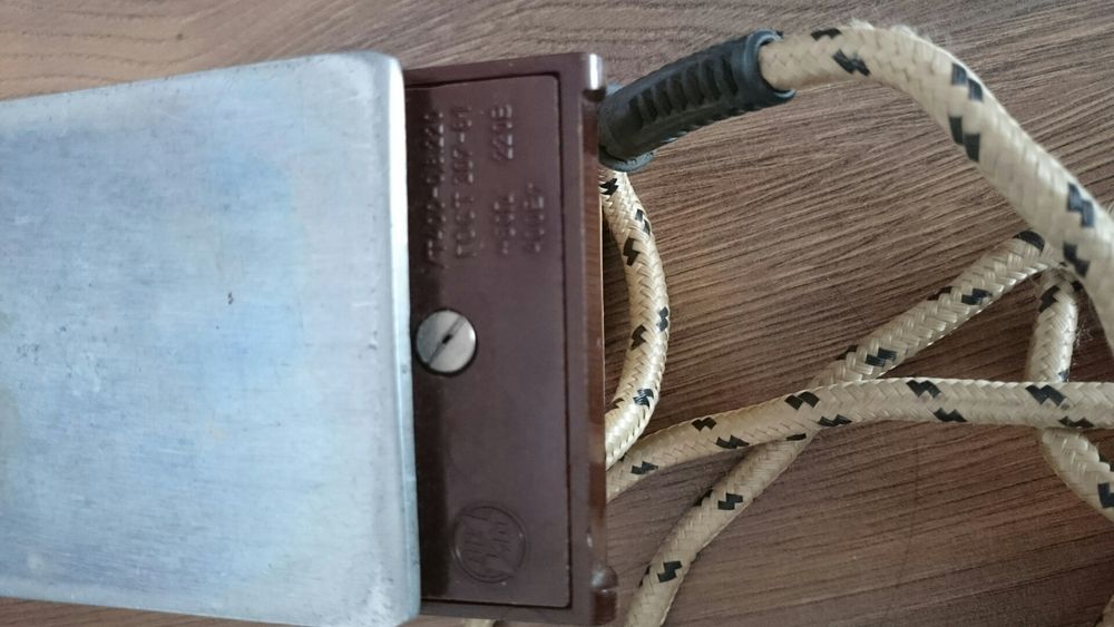 Утюг дорожный маленький Скиф