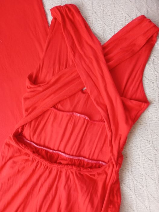 BEBE XS efektowna wyjściowa czerwona długa sukienka maxi stan idealny