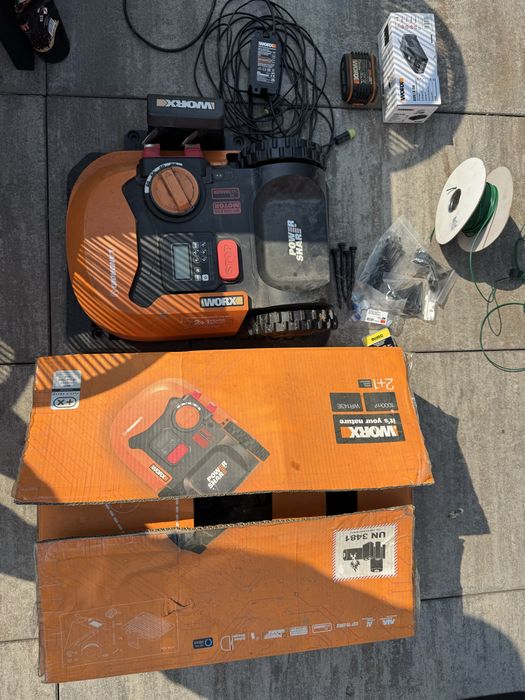 Worx Landroid WR148E.