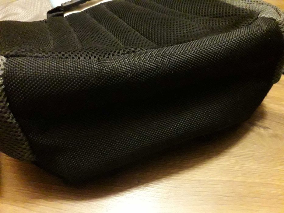 Torebka saszetka męska mini walizeczka